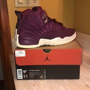 Jordan 12 “ bordeaux”